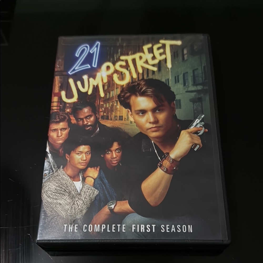 NIP 21 Jumpstreet Complete First Season Johnny Depp 1986/87 Undercover Police